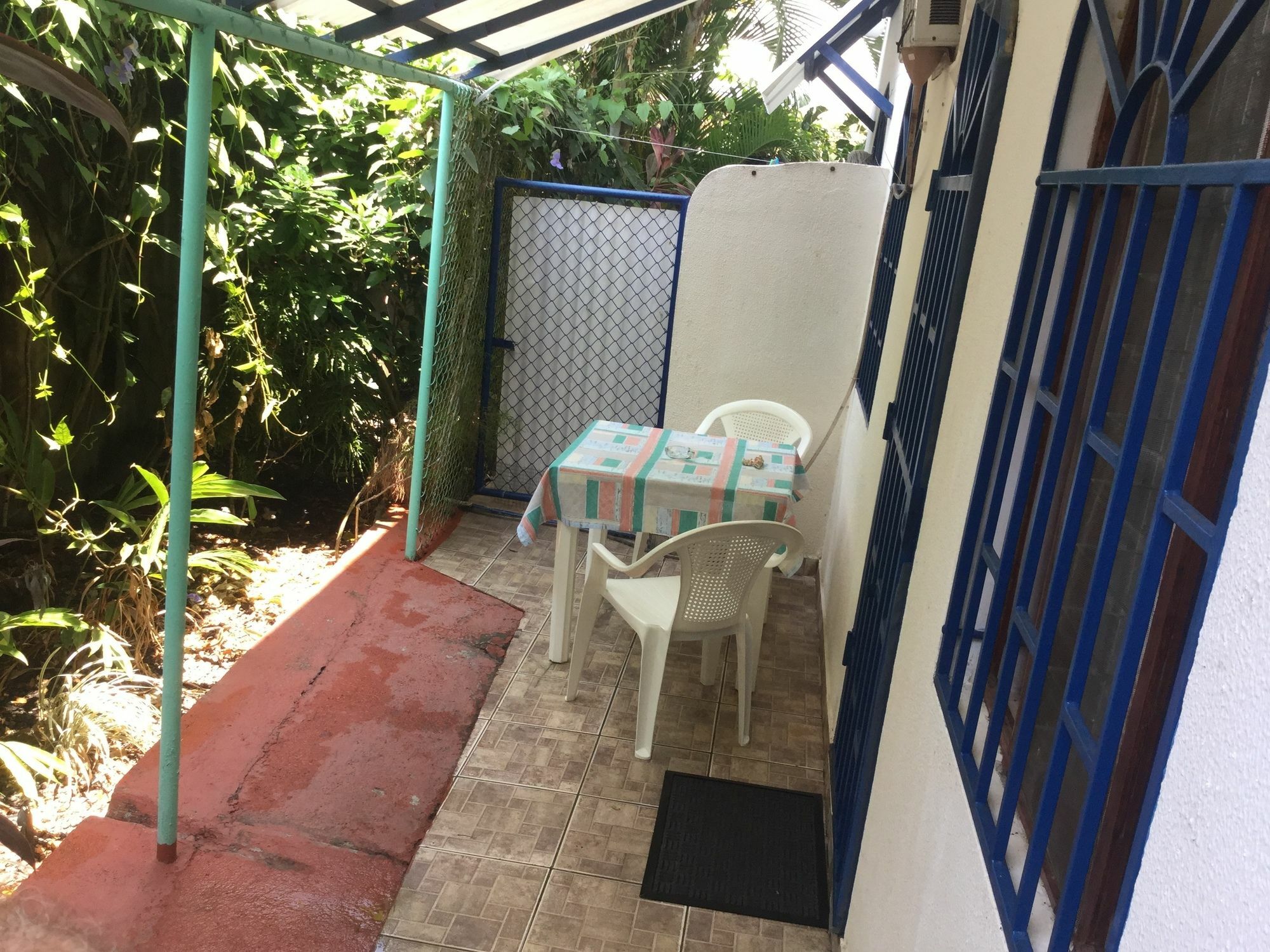 La Perlita Bed & Breakfast Jacó Exterior foto